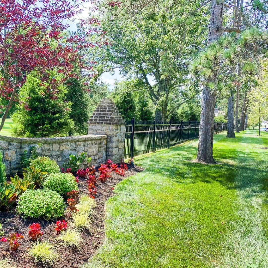 Cincinnati Lawn and Landscape Maintenance Service - Seasons Best Landscaping